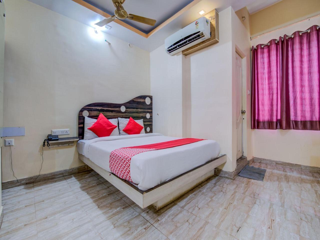 Oyo 18873 Hotel Comfort دوغار المظهر الخارجي الصورة