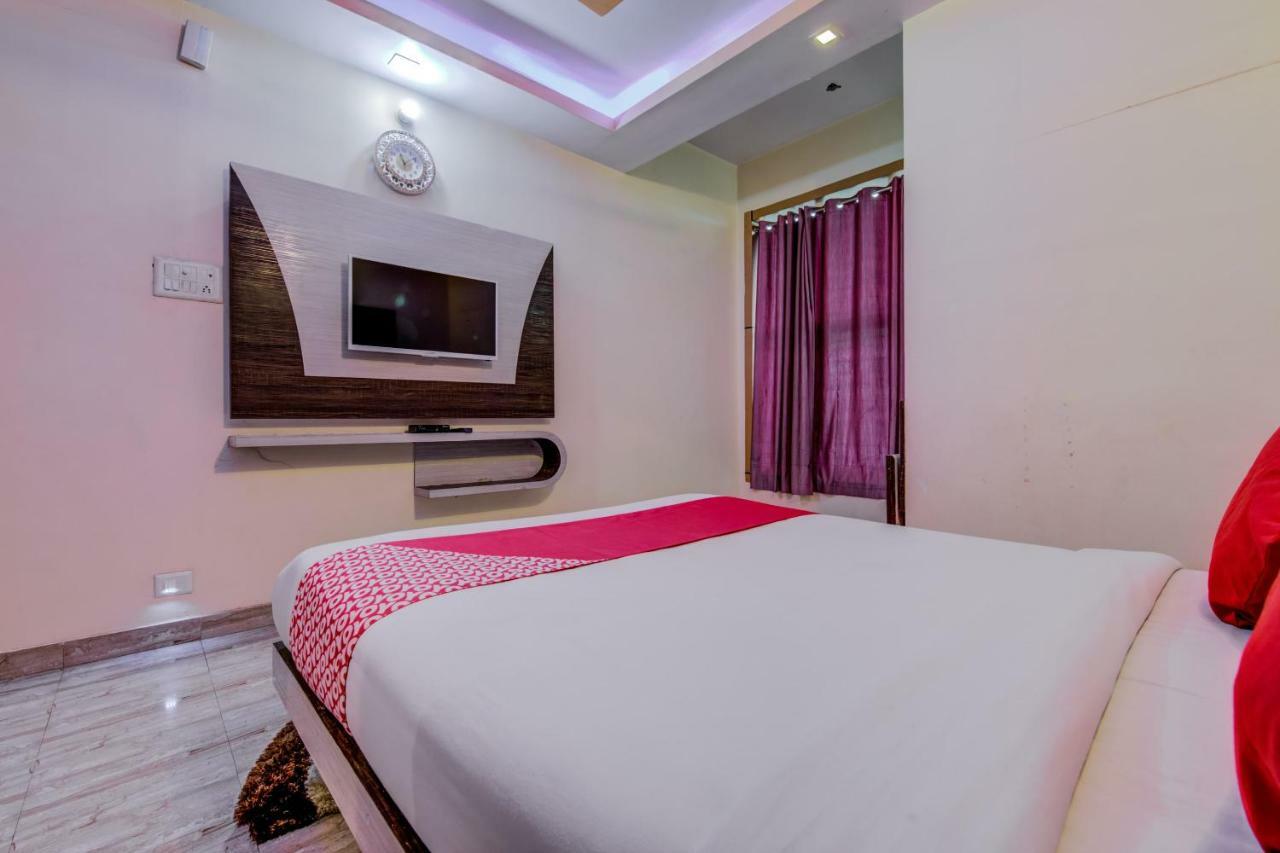 Oyo 18873 Hotel Comfort دوغار المظهر الخارجي الصورة